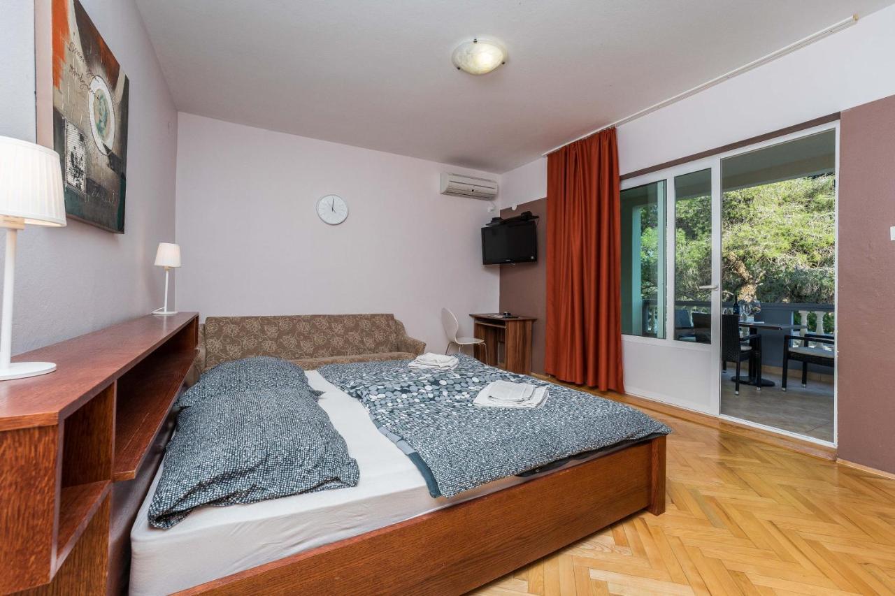 Malenica Penzión pre hostí 3*
